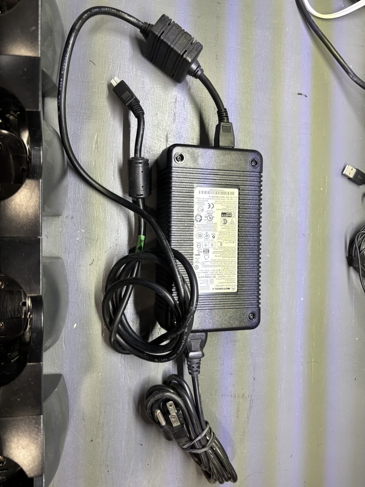 Motorola/Zebra 4-Slot Handheld Charge Cradle CRD5501-4000ER - Thumbnail 3