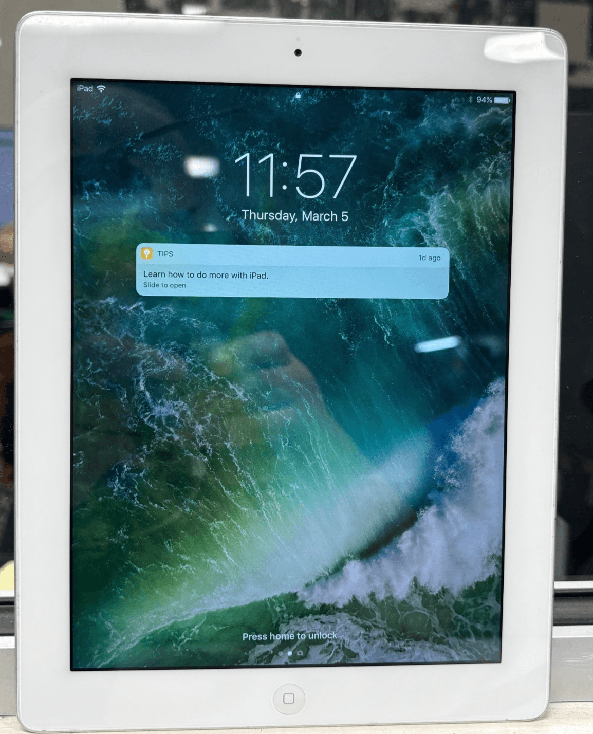 Lot Of 4. Apple iPad 4th Gen. 16GB A1458 Wi-Fi 9.7", unlocked - Image 1