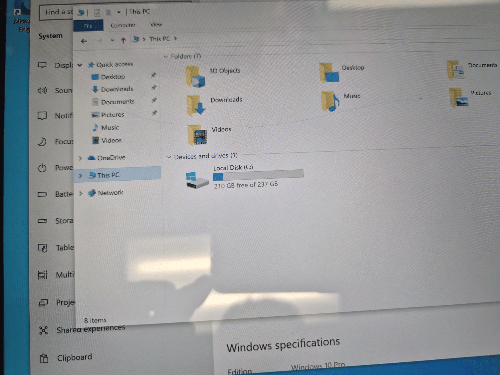 Microsoft Surface Pro 4 1724 12.3" i7-6650U 2.2GHz 8GB RAM 256GB SSD ** Cracked - Thumbnail 3