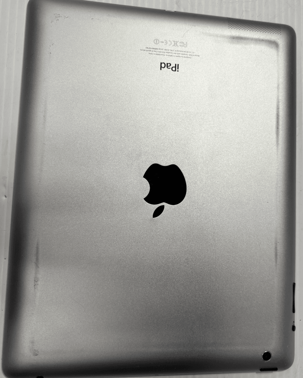 Lot Of 4. Apple iPad 4th Gen. 16GB A1458 Wi-Fi 9.7", unlocked - Thumbnail 7