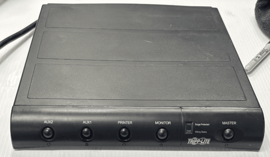 Tripp-Lite TMC-6 Surge Protector - 6 Outlets 120V 15A 60Hz 1800W - Image 1