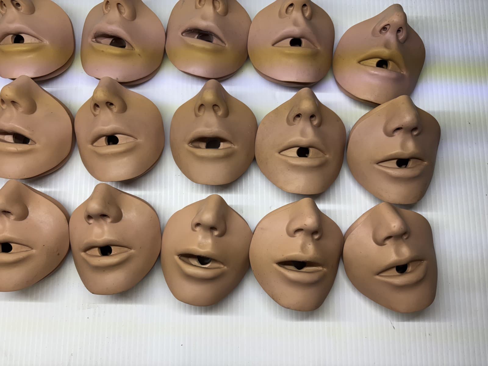 Lot of 18 Simulaids Brad Replacement Face Mouth And Lung - CPR Manikin - - Thumbnail 5