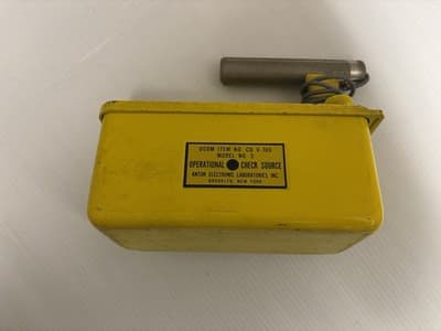 Lionel OCDM CD V-700 Model 6B Radiological Survey Meter Geiger Counter - Thumbnail 2