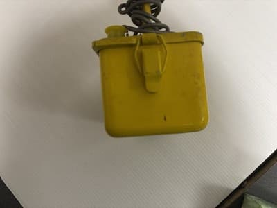 Lionel OCDM CD V-700 Model 6B Radiological Survey Meter Geiger Counter - Thumbnail 3