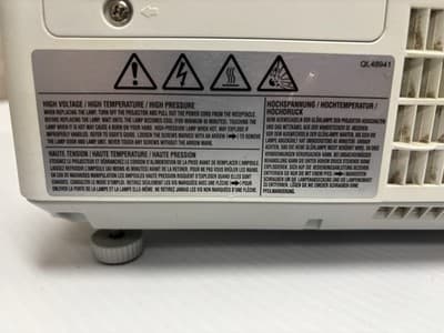 Hitachi CP-X2530WN 3LCD 2700 Lumens Projector - Thumbnail 3