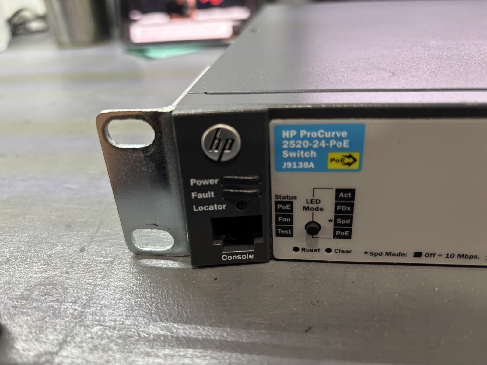 HP procurve anatel mn:j9138a 28 port network box - Thumbnail 3