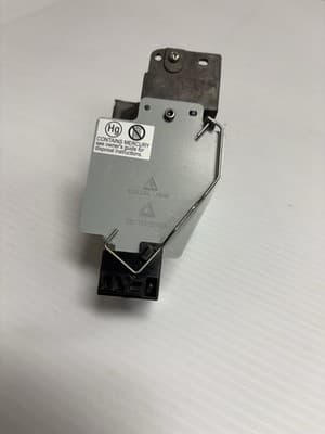 VLT-EX240LP Replacement Lamp W/Housing for MITSUBISHI ES200,EW270U,GS-326,GW-375 - Thumbnail 5
