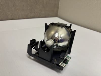 ET-LAD60W Projector Lamp Bulb - Thumbnail 3