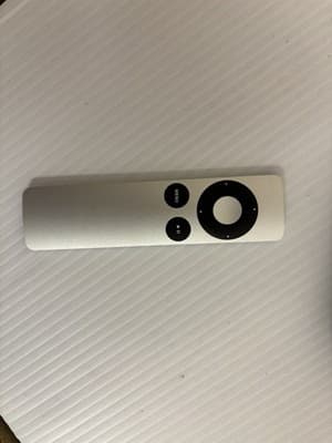 Apple TV 3 - 8 GB Media Streamer - Black A1469 - EMC 2633 - SN: F6MN5PTEFF54 - Thumbnail 4