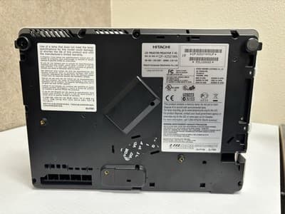 Hitachi CP-X2521WN LCD Projector w/Remote and Case - Thumbnail 2