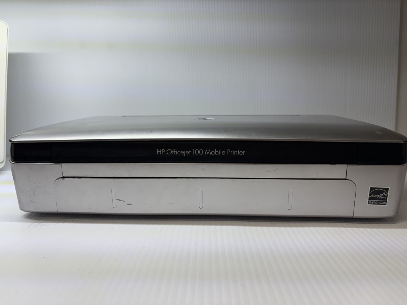 HP Officejet 100 Mobile Printer - Image 1