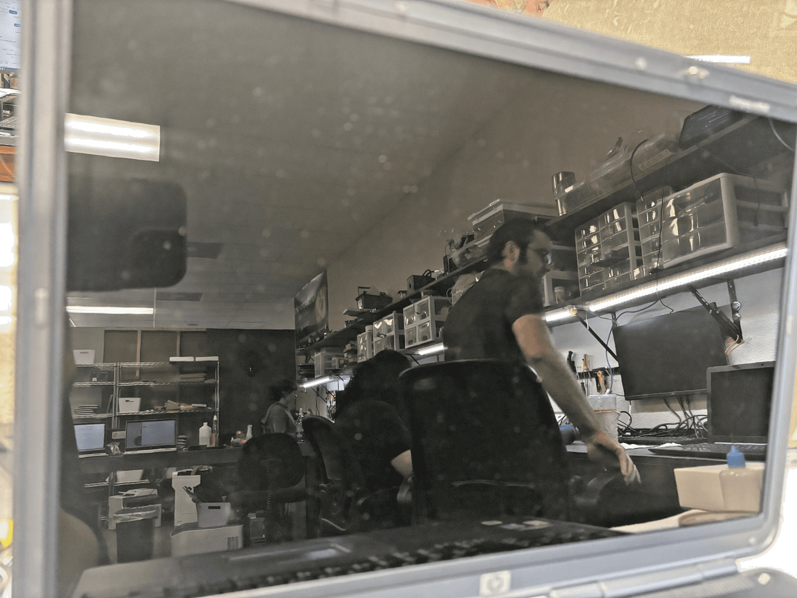 HP COMPAQ NX9600 - FOR PARTS/REPAIR hass ddr2 ram and 80gb at disc drive - Thumbnail 2