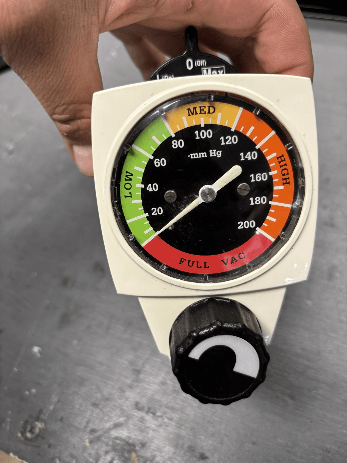 OHIO VACUUM REGULATOR MODEL 6-1224 as is - Image 1