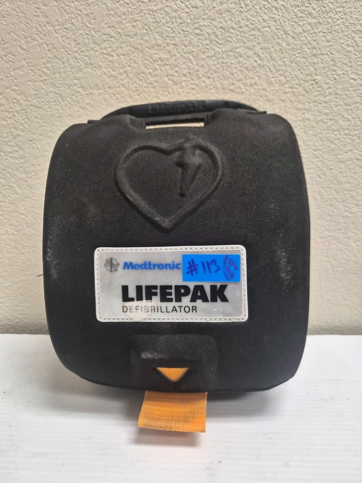 Lifepak CR Plus Condition With Bag - Thumbnail 2