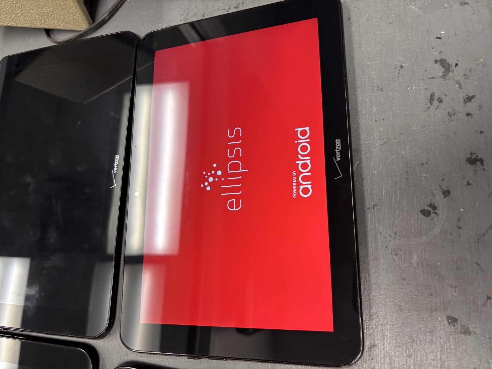 Ellipsis (QTAIR7)16GB Black Wi-Fi + 4G LTE Verizon Android Tablet lot of 4 - Thumbnail 6