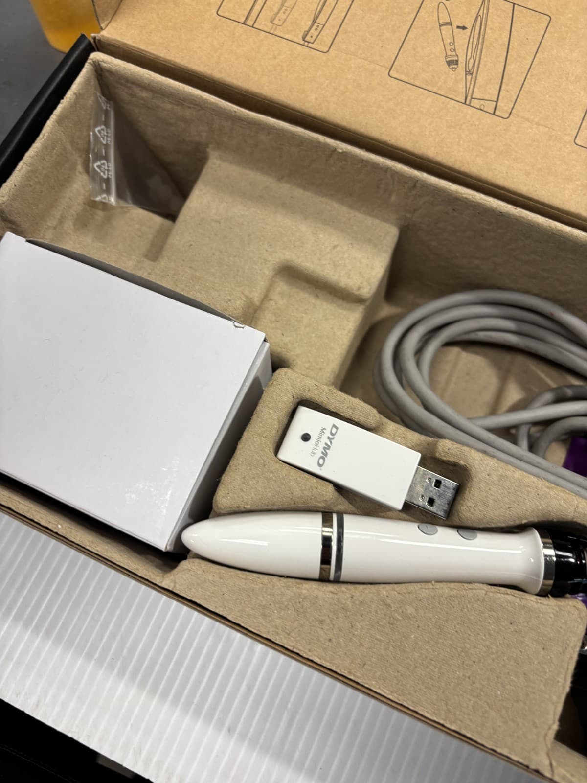 Dymo Mimio Teach ICD02-01 Hub Bar Interactive Whiteboard System Pointing IN BOX - Thumbnail 4