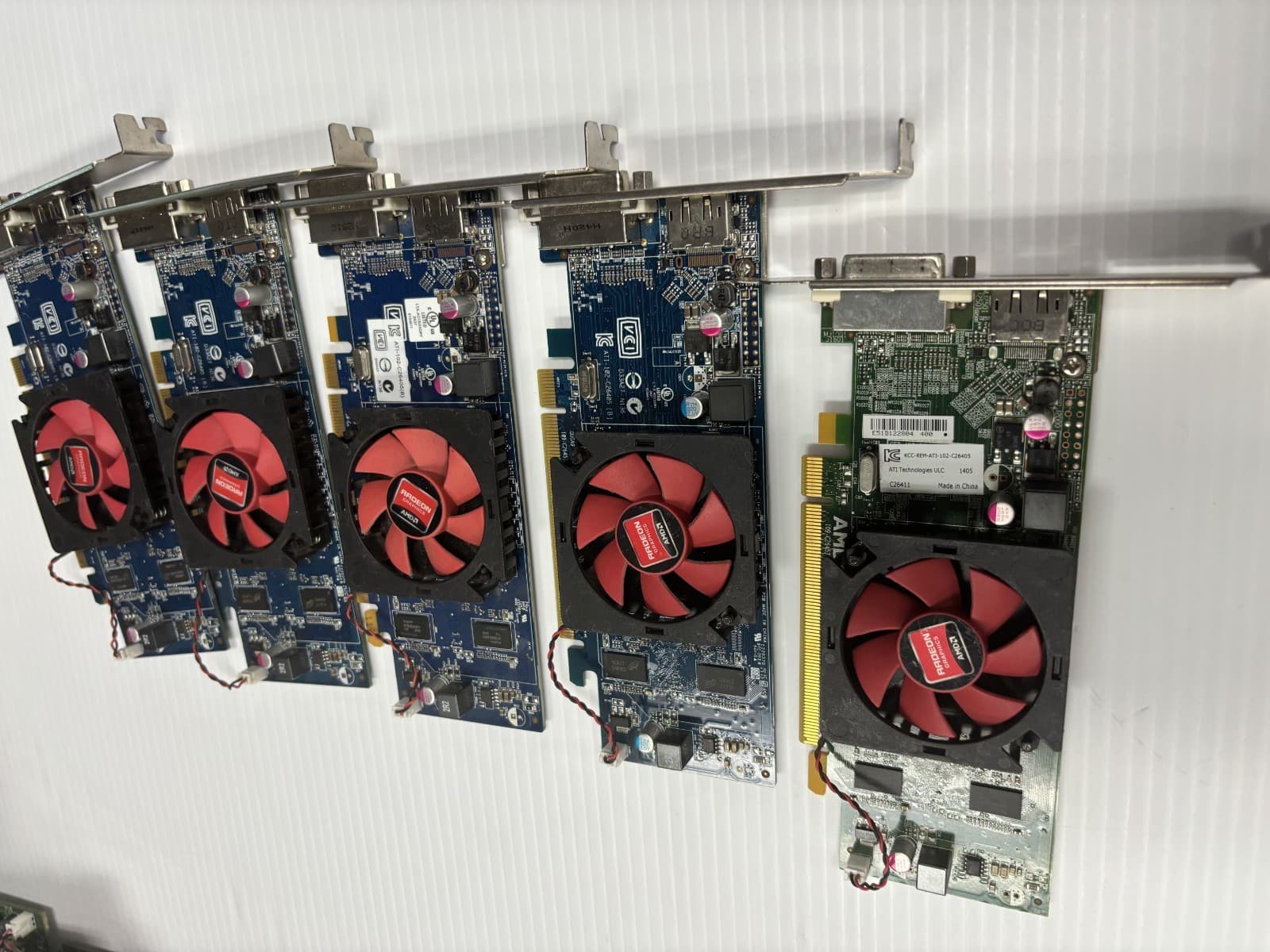 AMD Radeon HD 6450 1GB Video Card C264 DVI+DP lot of 5 - Thumbnail 4