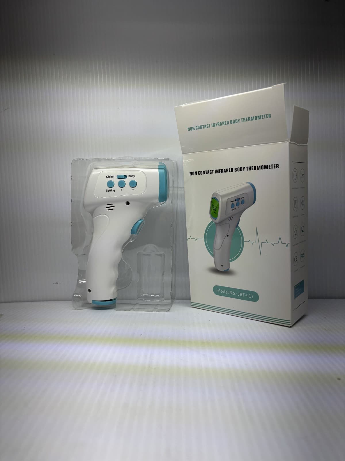 40 New Non-Contact Infrared Digital Thermometers – Forehead & Body Temperature - Thumbnail 2