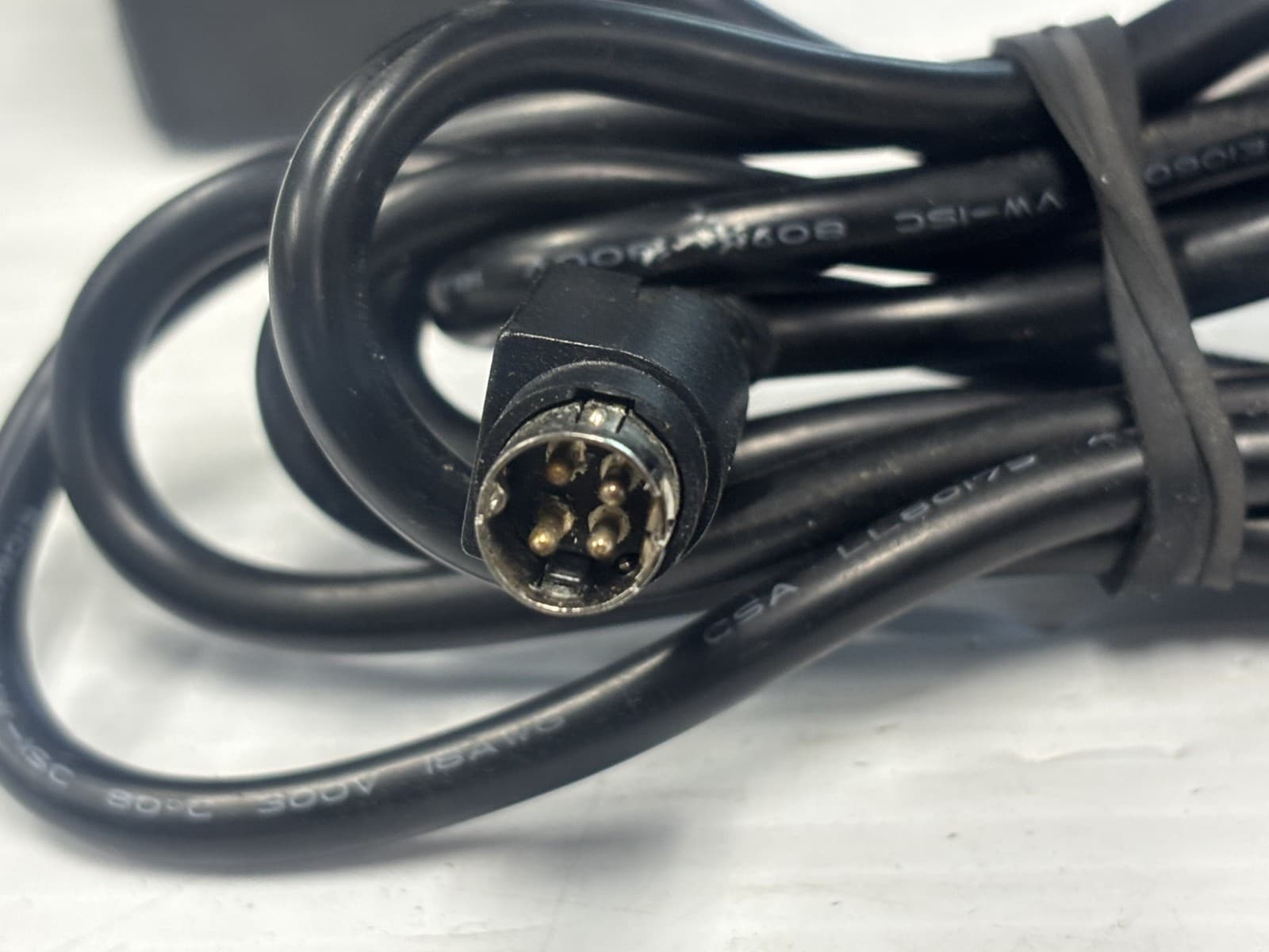 US ELECTRONICS WSZ191M Power Supply Adapter 12V 4.2A - Thumbnail 2