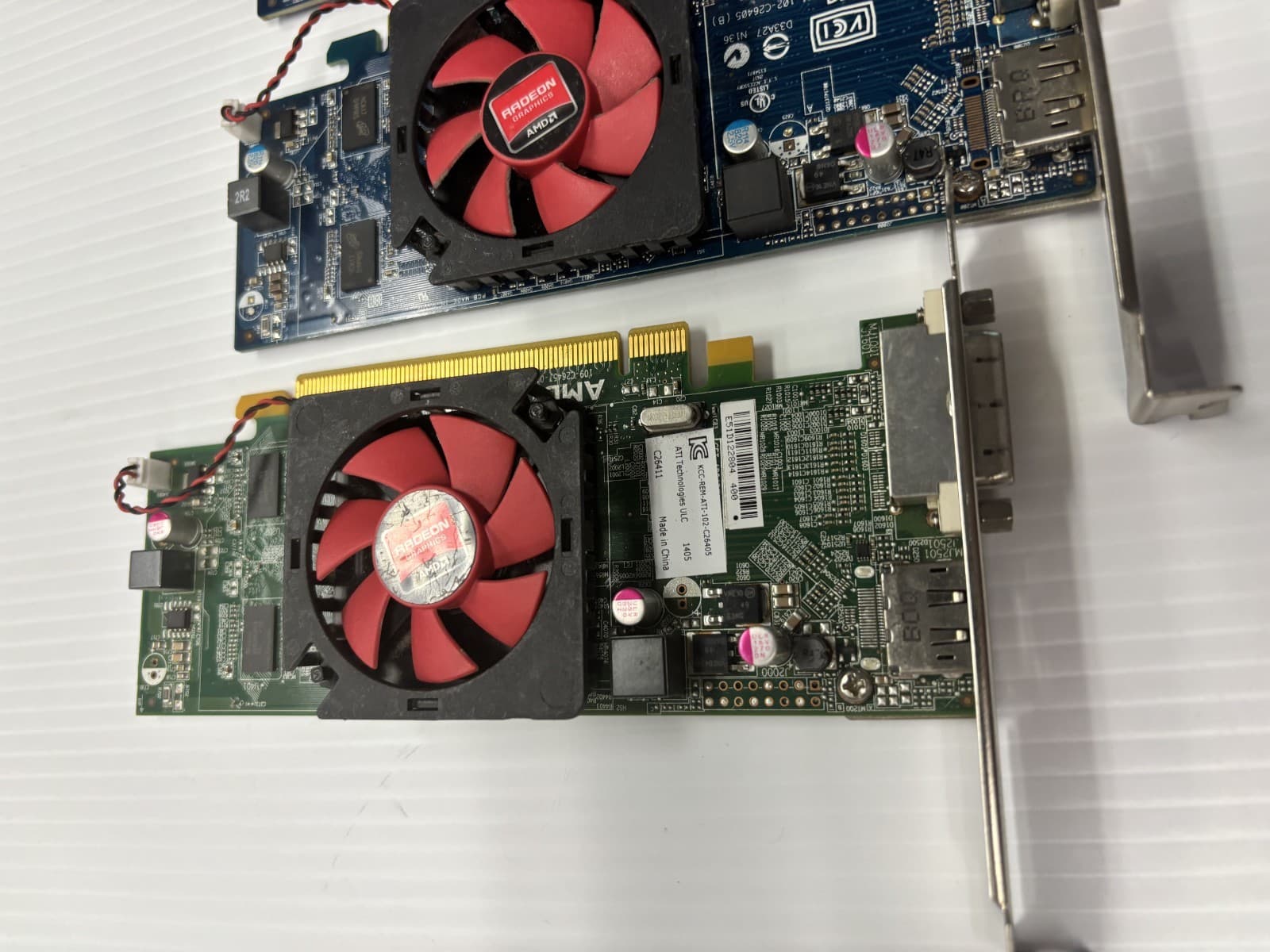 AMD Radeon HD 6450 1GB Video Card C264 DVI+DP lot of 5 - Thumbnail 5