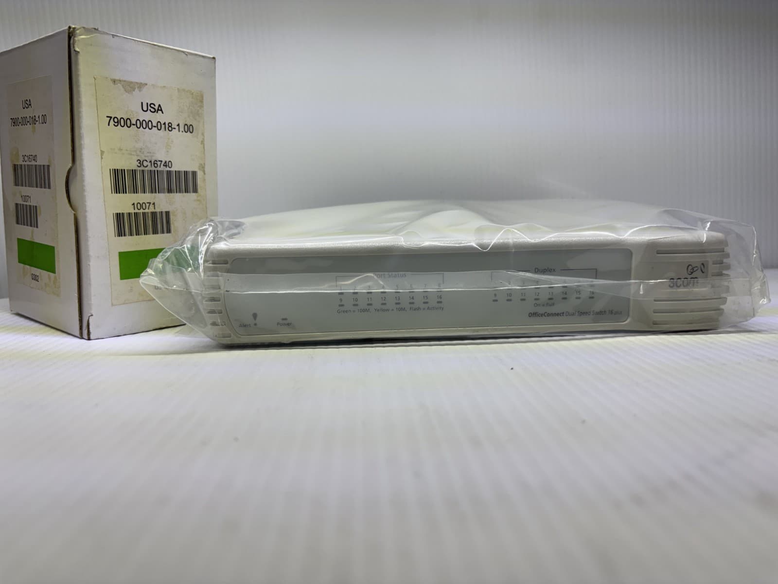 3Com 1675-010-000-2.00 Office Connect Dual Speed Hub 8 Port w/ POWER CORD - Image 1