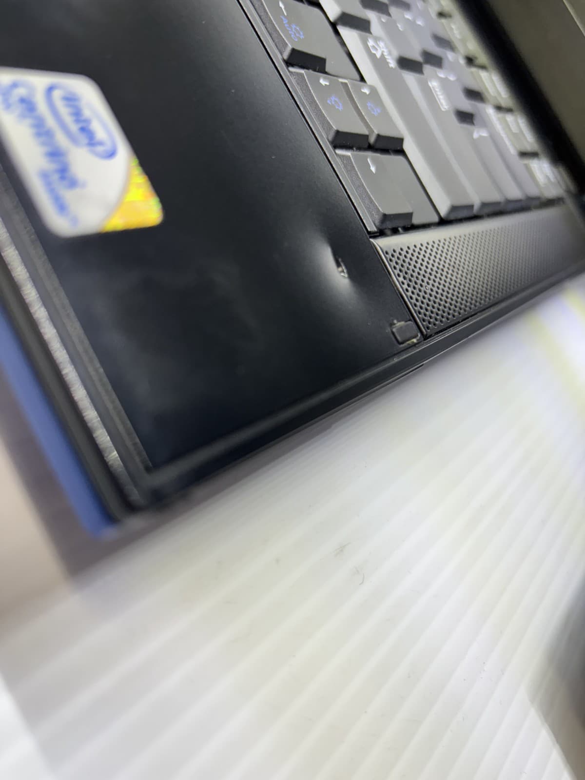 Dell Latitude E 6400 intel centrino vpro windows xp (3 gb ram/80 gb hd) c/descr - Thumbnail 9