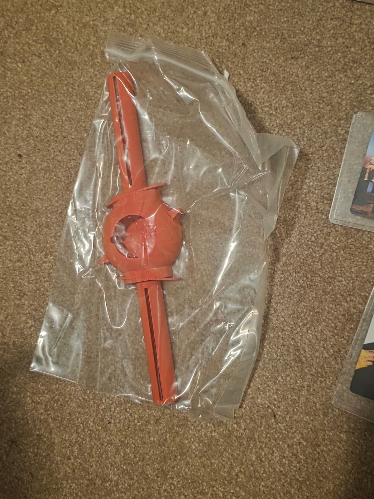 K-Pop Merchandise 2 Trading Cards & Toy - Thumbnail 2