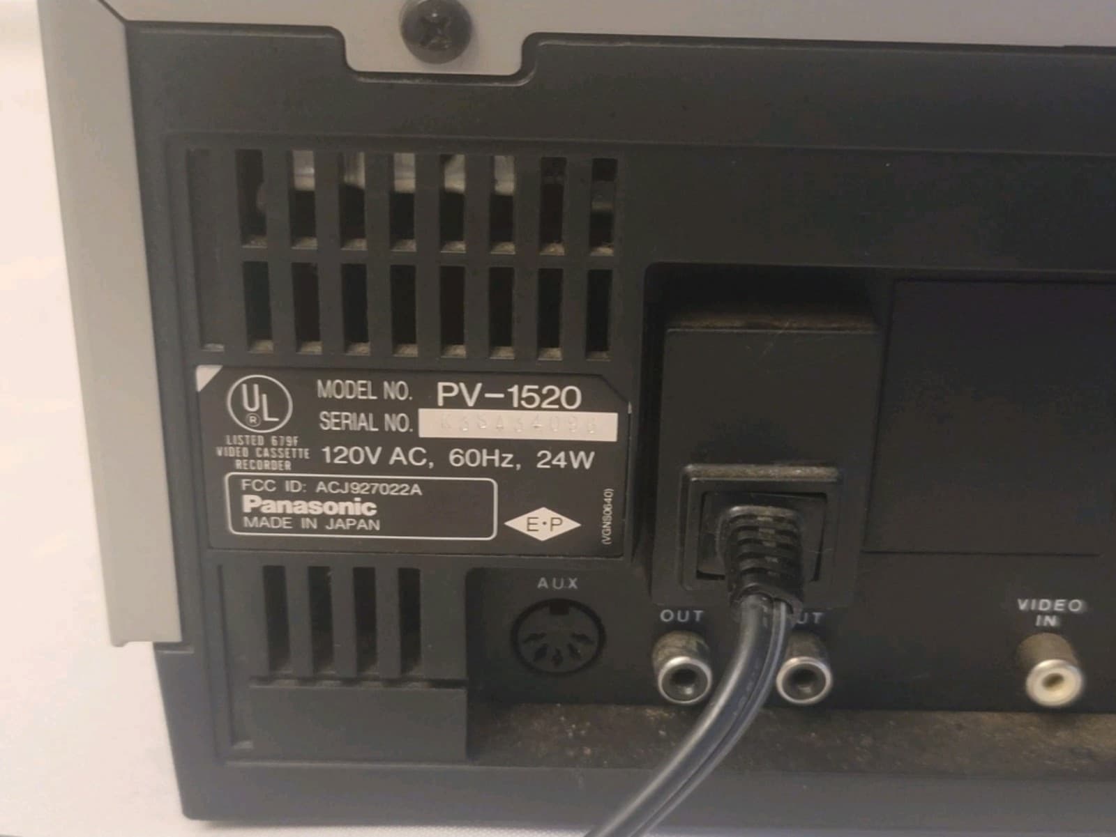 Vintage Panasonic video cassette recorder PV-1520-k with remote and manual - Thumbnail 11