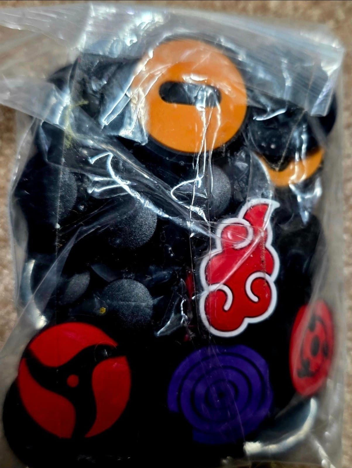 Naruto Croc Charms 30pc - Image 1