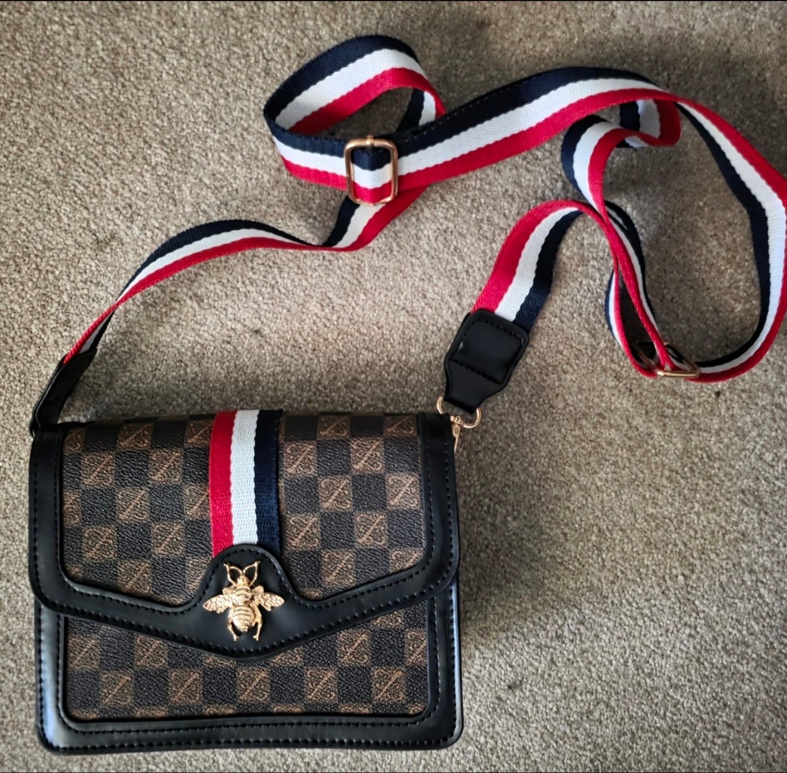 Queen Bee Bag - Thumbnail 2