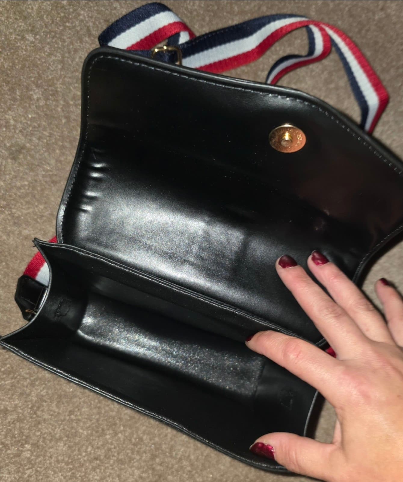 Queen Bee Bag - Thumbnail 4