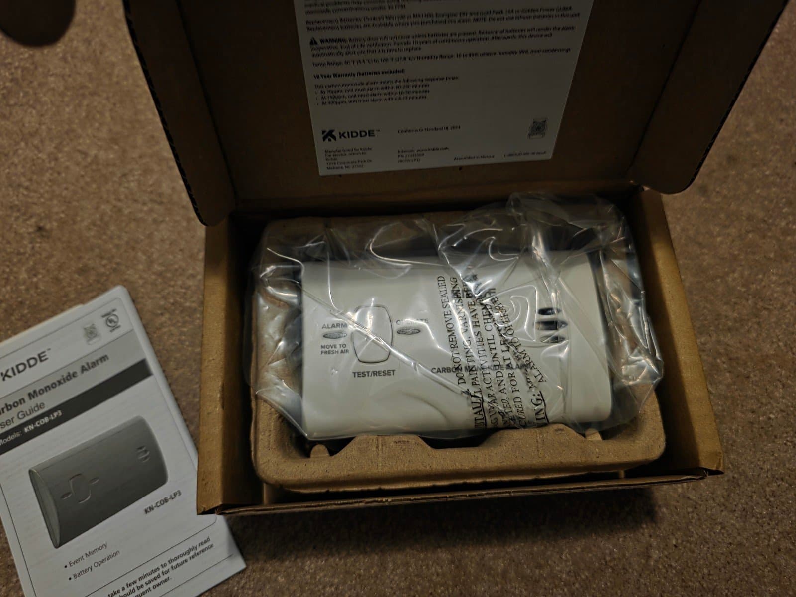 Kidde Carbon Monoxide Alarm Battery Powered w/ Batteries & Manual - Thumbnail 2