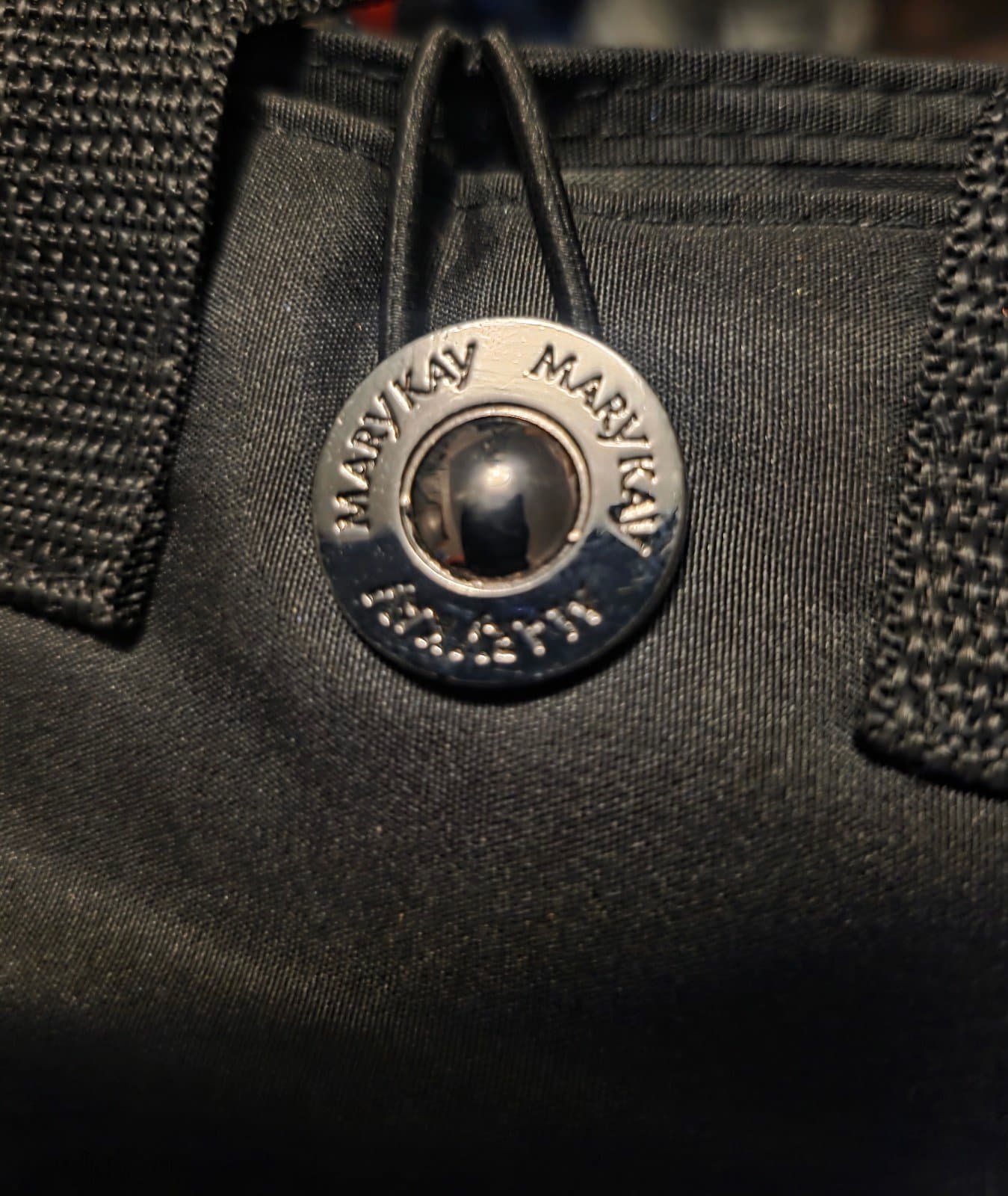 Mary Kay Make-up Bag w/ 5 Brushes - Thumbnail 12