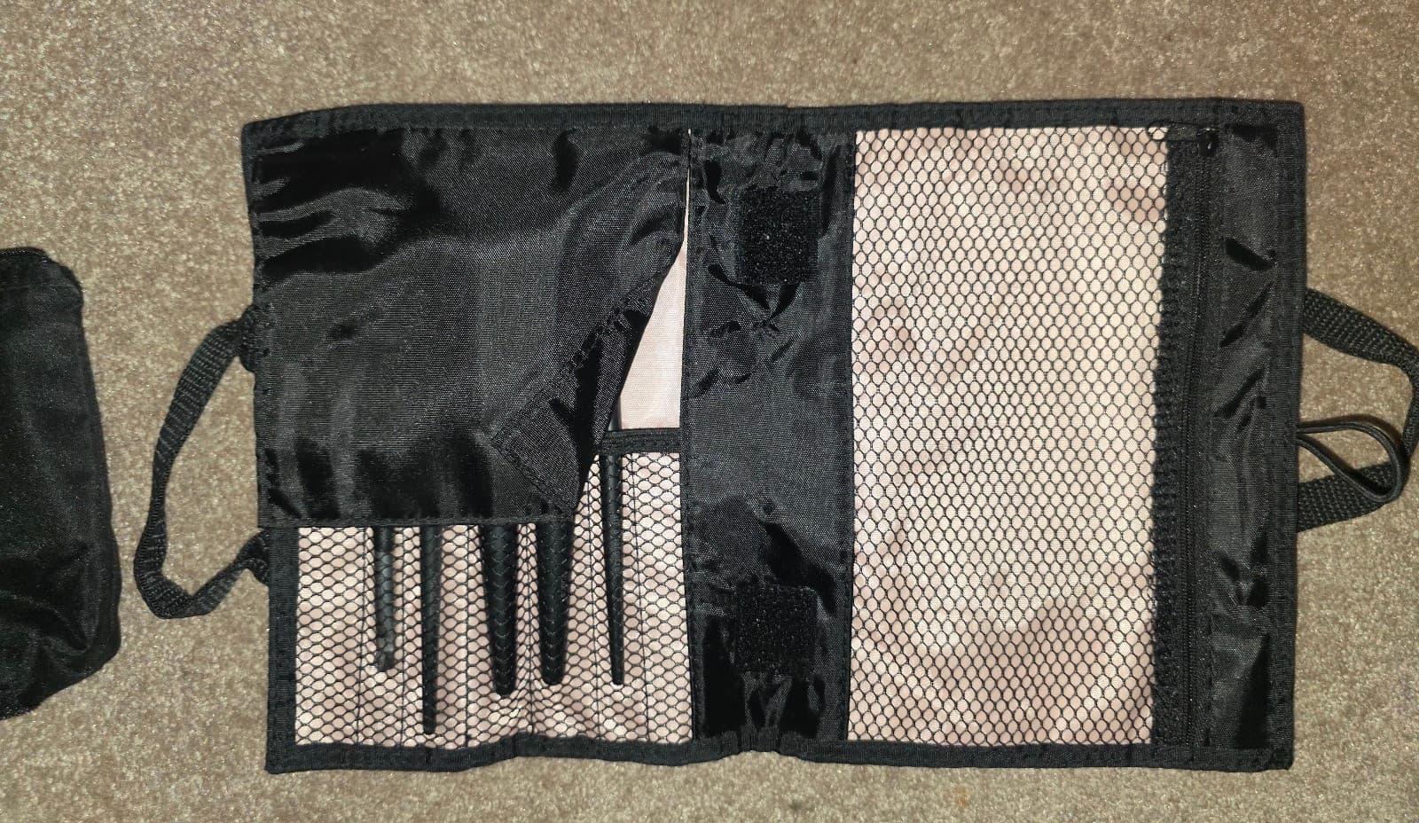 Mary Kay Make-up Bag w/ 5 Brushes - Thumbnail 9