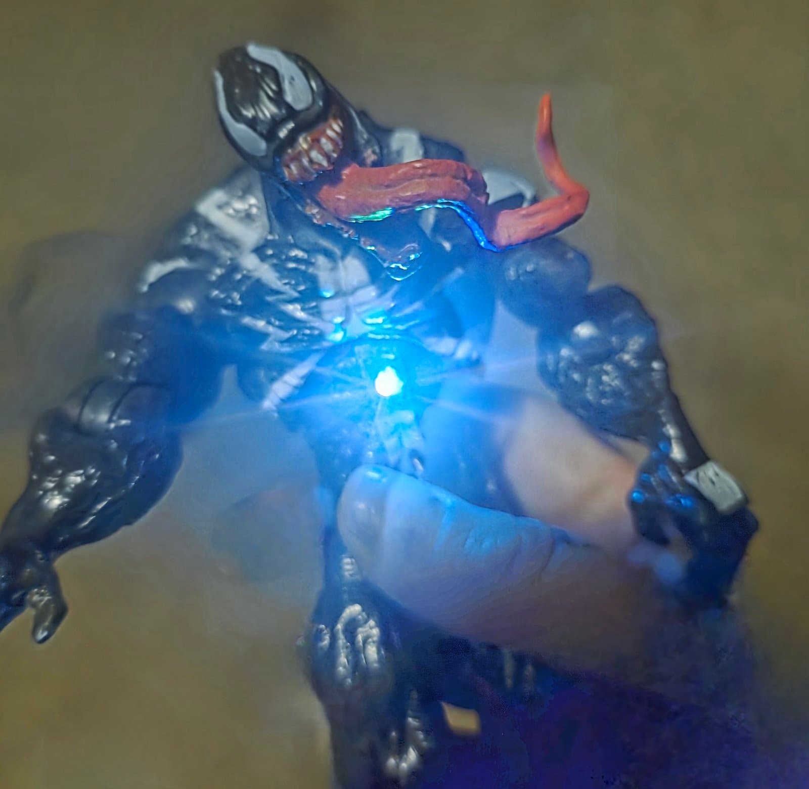 Marvel Hasbro 2008 Spider-Man Venom Action Figure 7” Articulated - Thumbnail 8