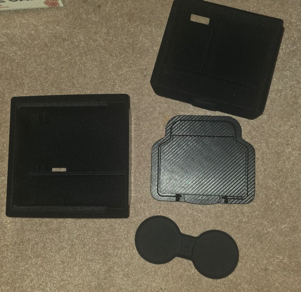 Tesla Model 3 & Model Y Organizer with Cupholder Coasters - Thumbnail 4