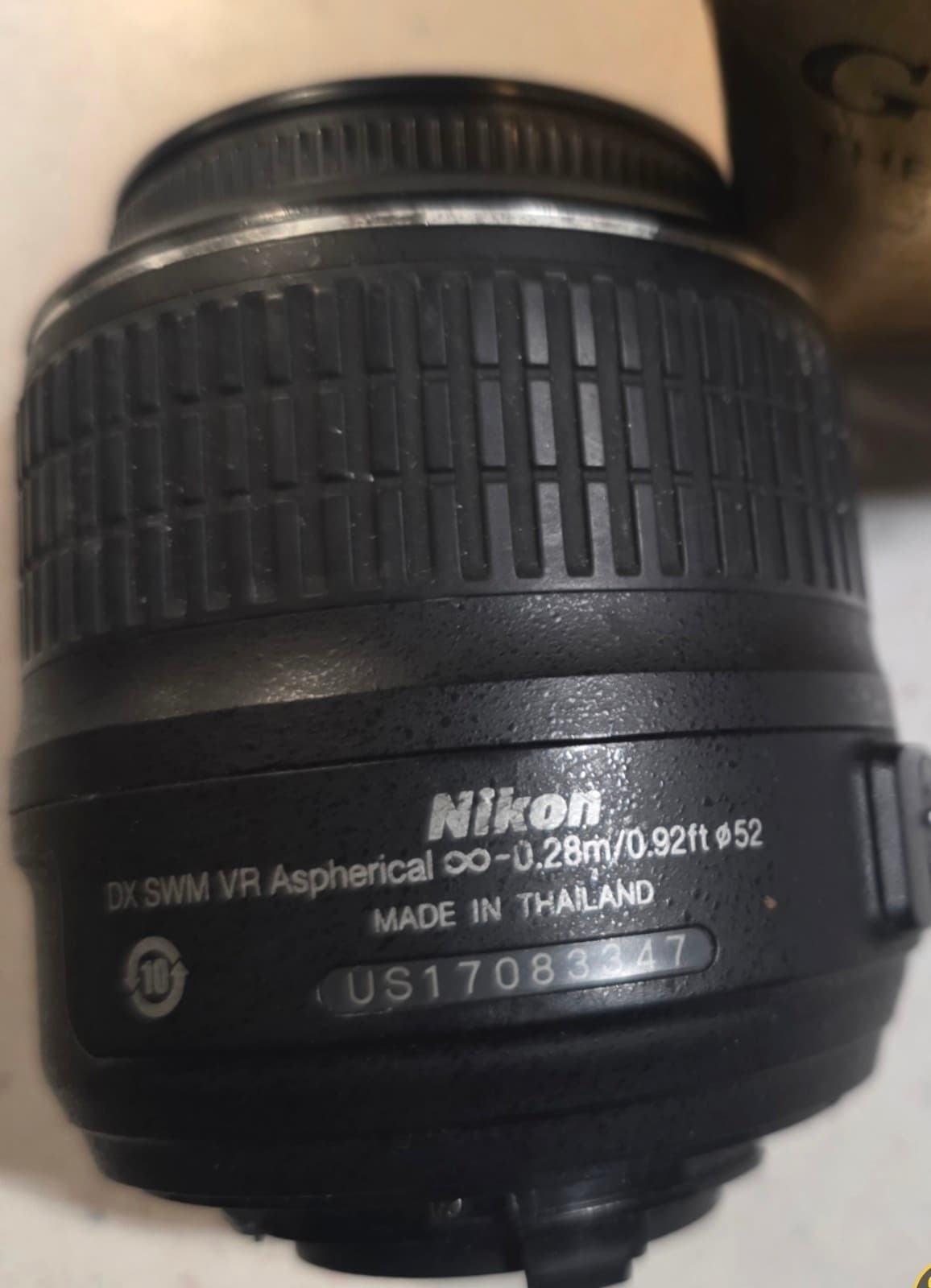 Nikon 18-55mm f/3.5-5.6G AF-S DX VR Nikkor Zoom Lens - Image 1