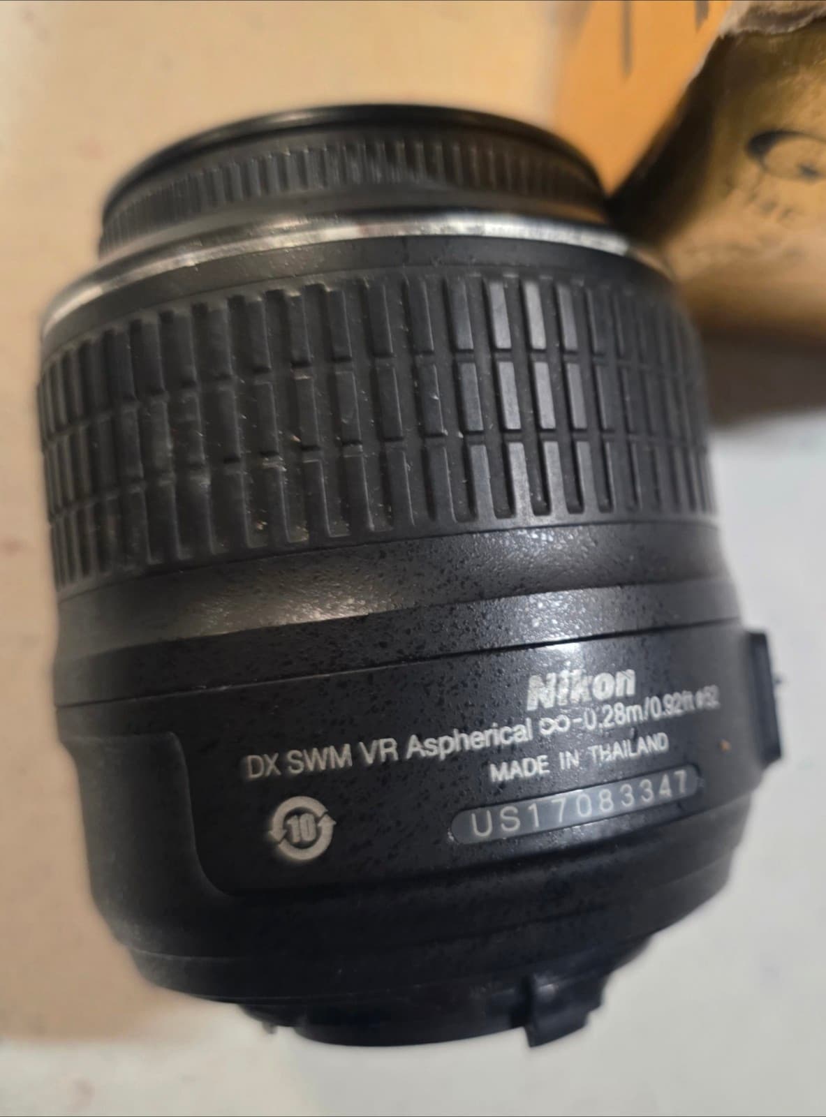Nikon 18-55mm f/3.5-5.6G AF-S DX VR Nikkor Zoom Lens - Thumbnail 2