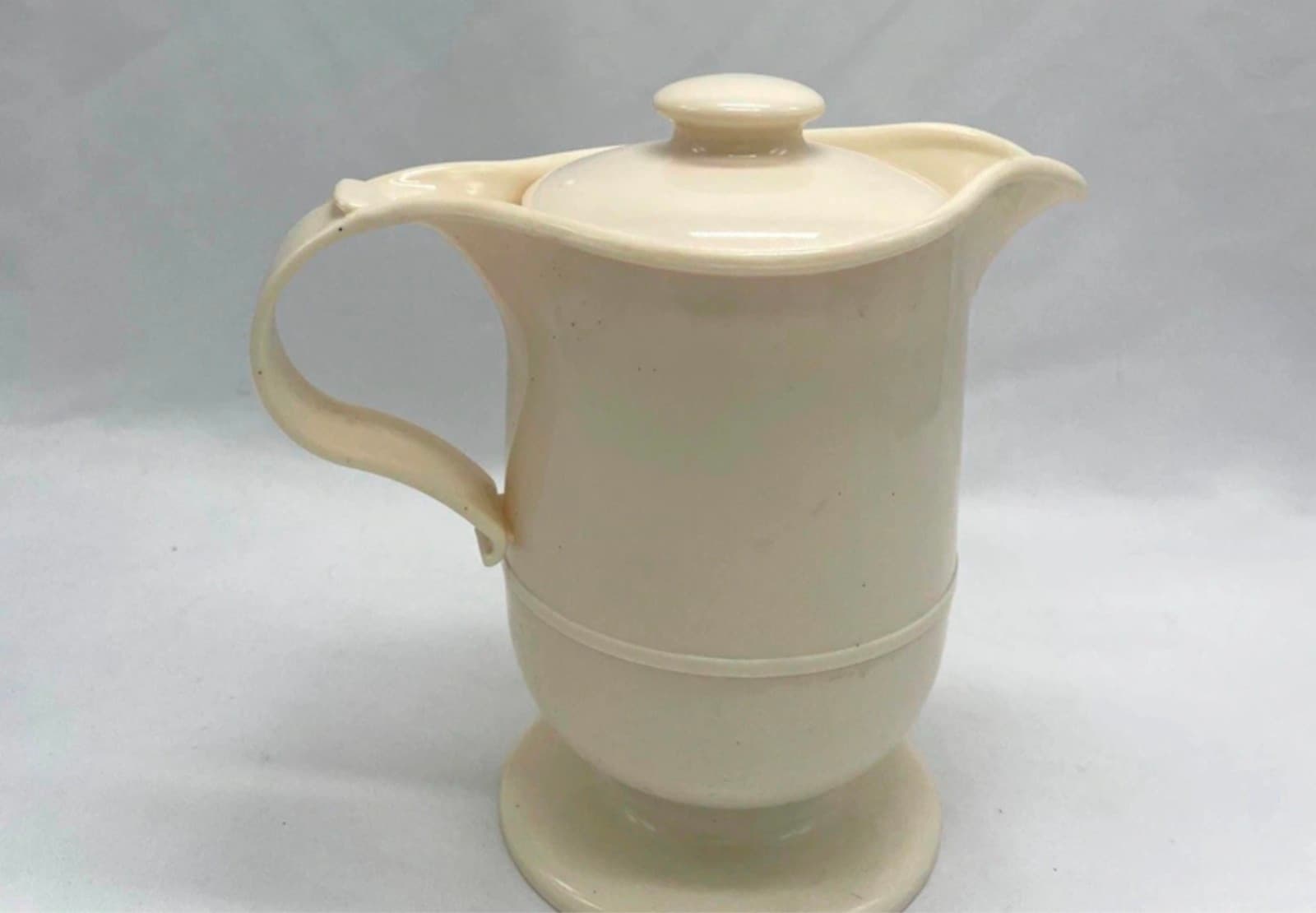 Mid Century Cream Coffee Pot, Glass-Lined Plastic Carafe, Retro Insulated Serv - Thumbnail 2