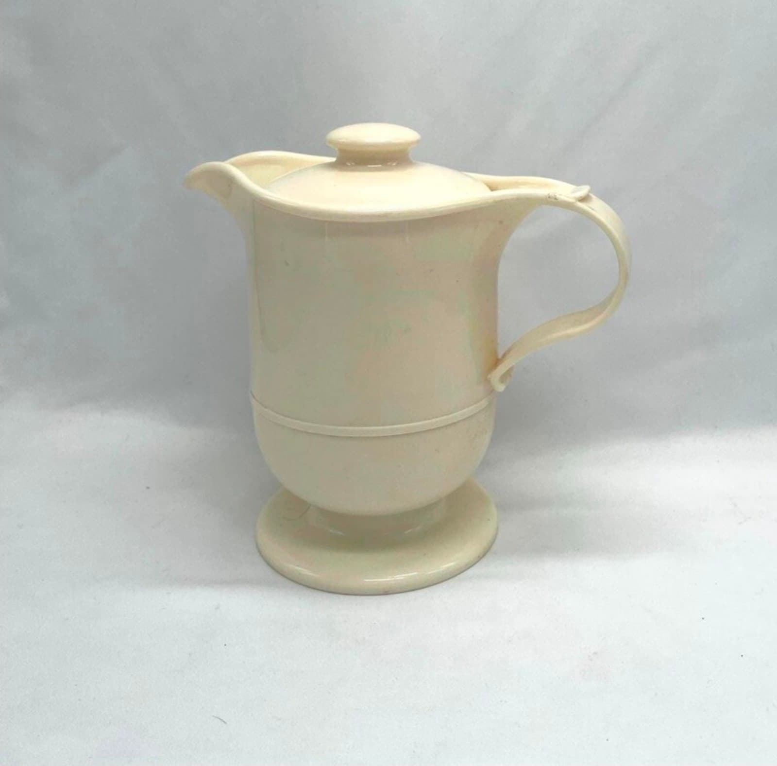 Mid Century Cream Coffee Pot, Glass-Lined Plastic Carafe, Retro Insulated Serv - Thumbnail 3