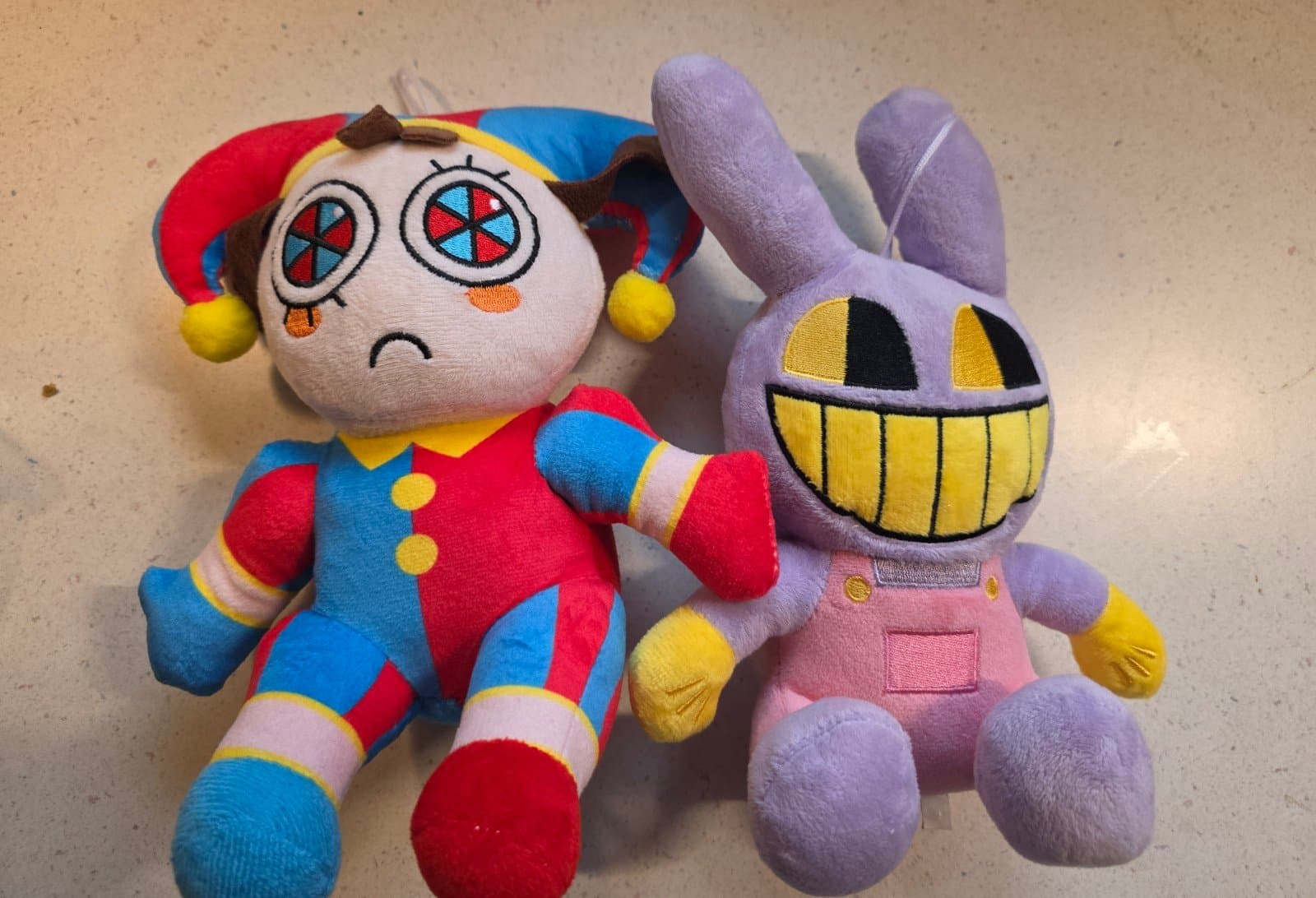 Digital Circus Plushie - Thumbnail 2