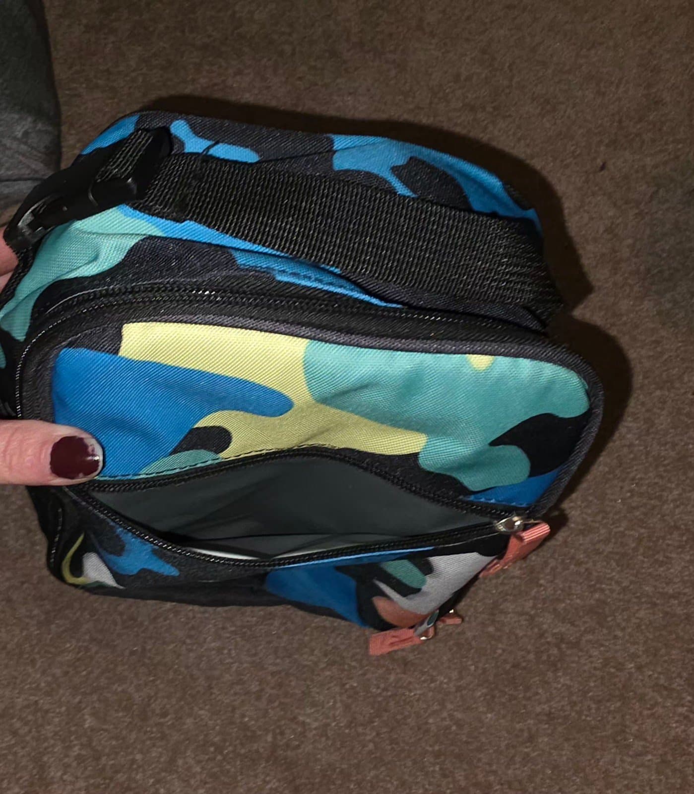 Crckt Vertical Insulated Lunch Tote In Neon Camo, Food Safe With BPA Free Liner - Thumbnail 6