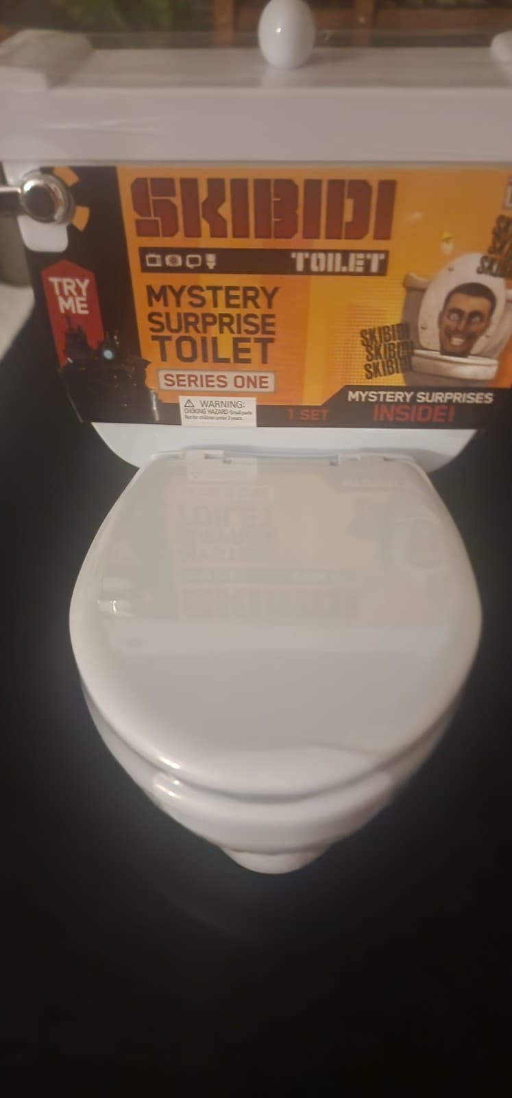 SKIBIDI Toilet Mystery Toilet Mystery Toilet with Surprise Toys to Discover - Thumbnail 9