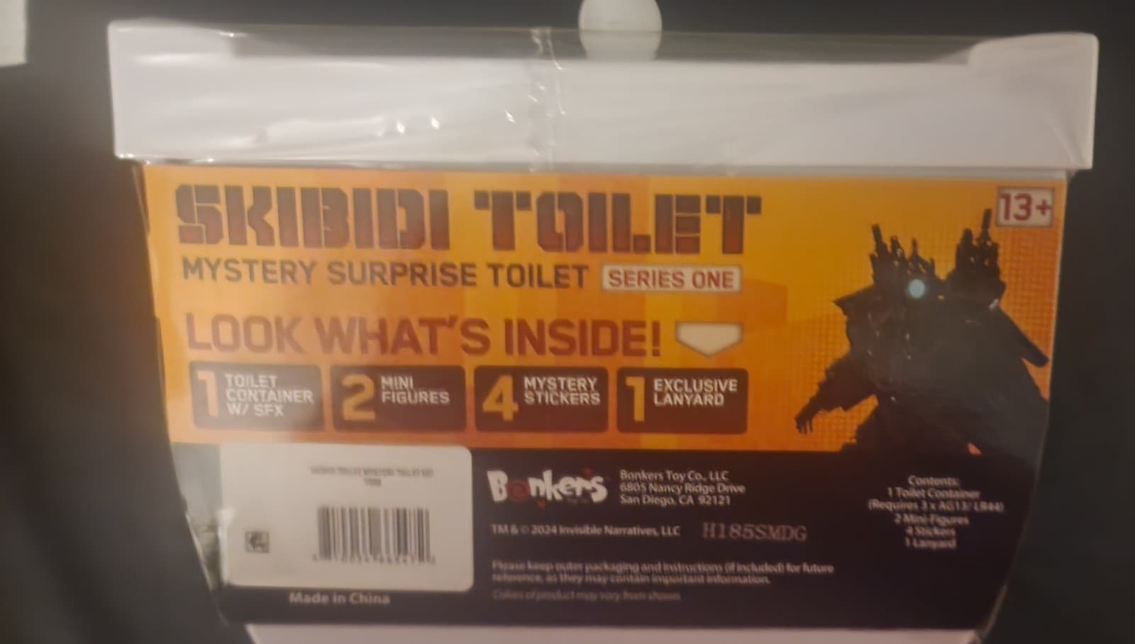 SKIBIDI Toilet Mystery Toilet Mystery Toilet with Surprise Toys to Discover - Thumbnail 7