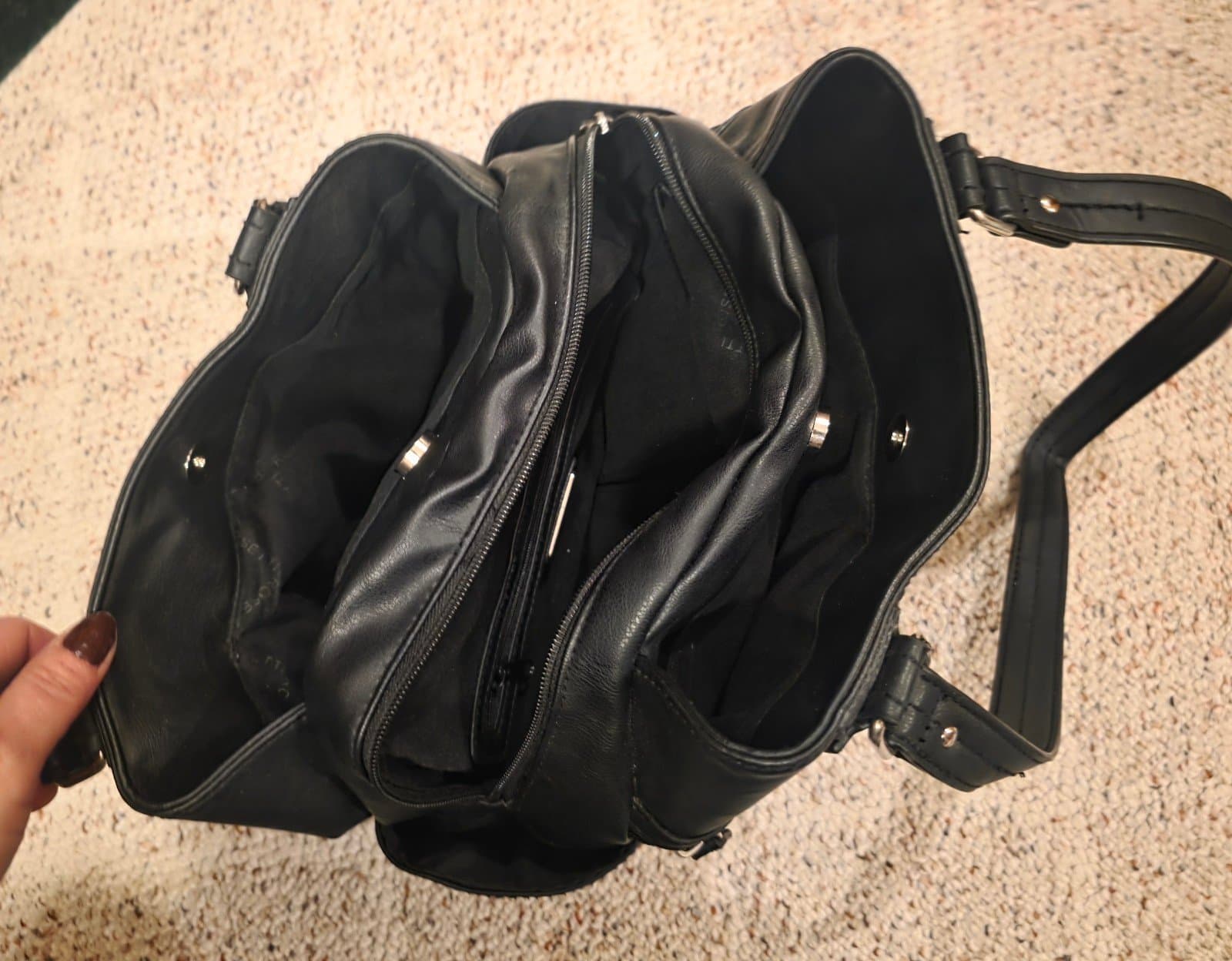 Rosetti Midtown Satchel in Black - Thumbnail 3