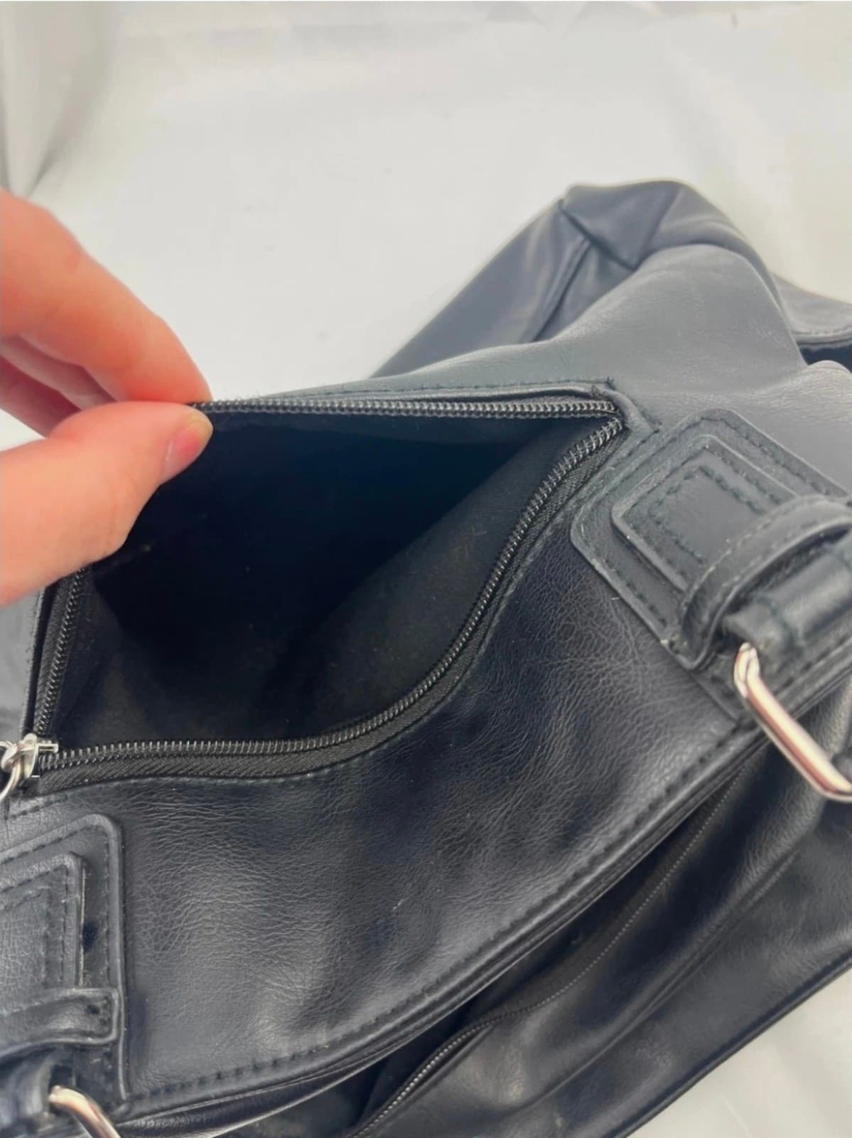 Rosetti Midtown Satchel in Black - Thumbnail 10