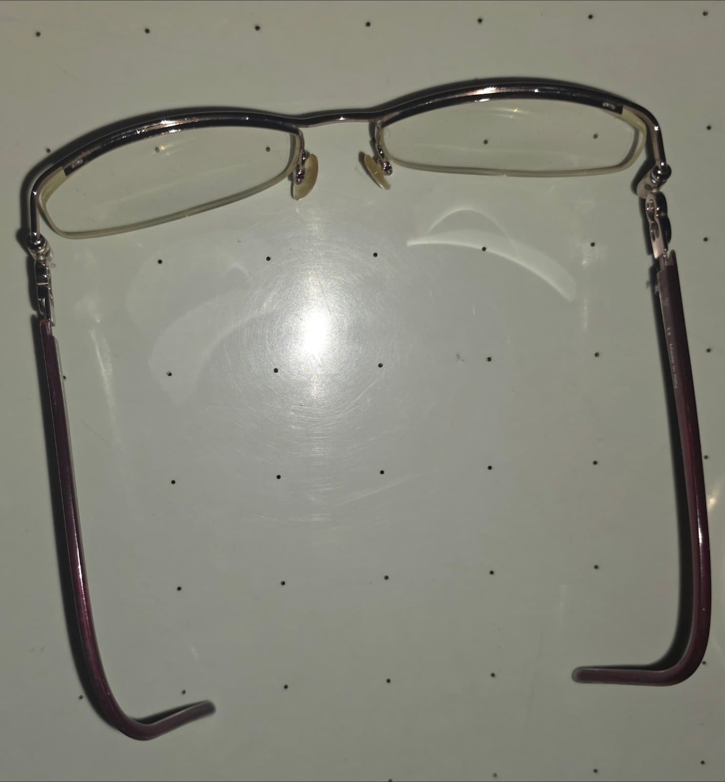 Guess Glasses Burgundy with Case - Thumbnail 5