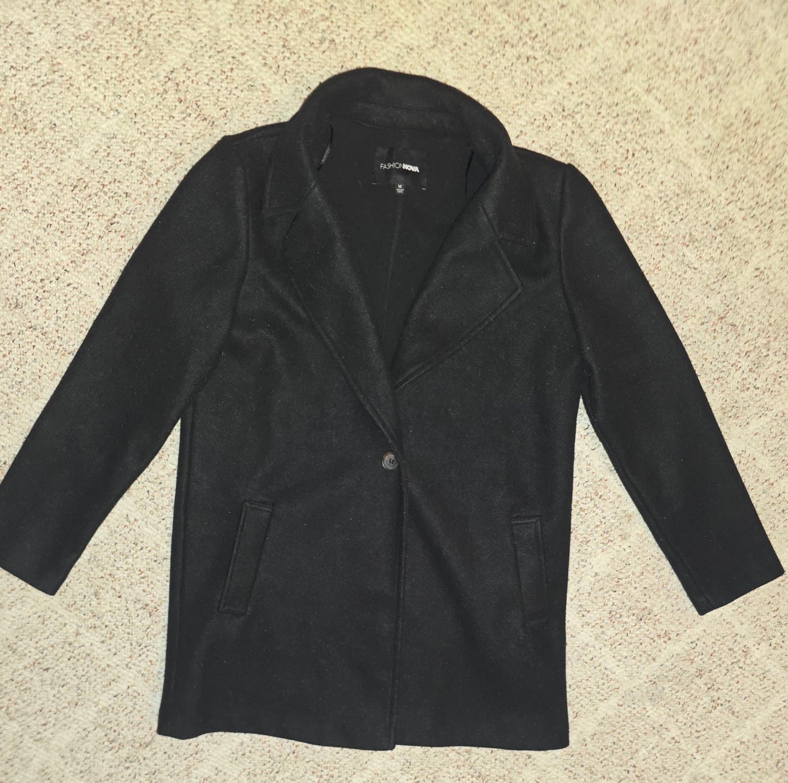 Women's Coat sz medium by Fashion Nova - Image 1