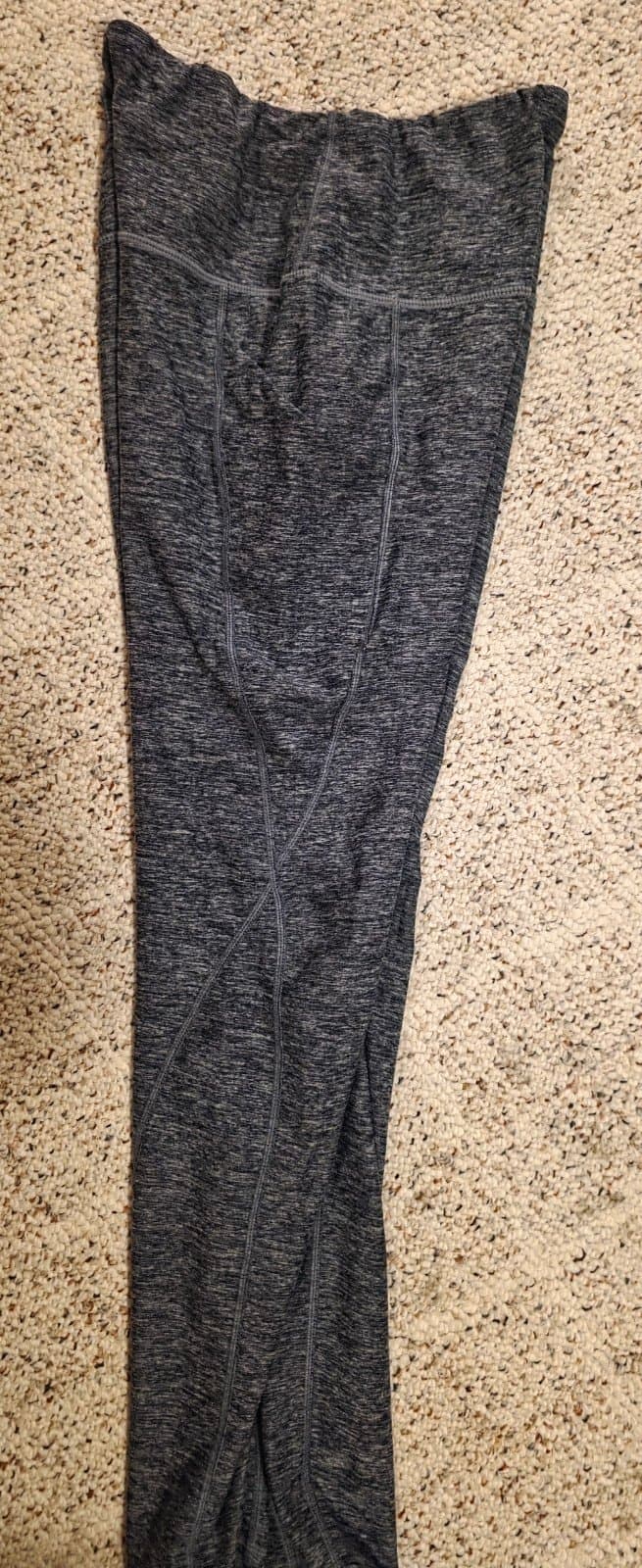 Women's Leggings sz Large with Pockets - Thumbnail 3