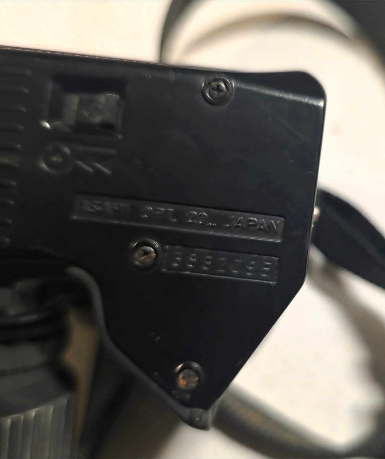 Pentax SF1 35mm SLR Film Camera with 2 lenses - Thumbnail 3